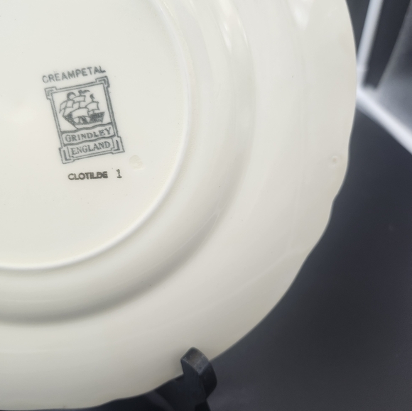 Grindley England Creampetal Clotilds 1 Dinner Plate - Picture 11 of 13